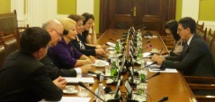 11. jun 2015. Potpredsednik Narodne skupštine Veroljub Arsić u razgovoru sa delegacijom Slovačkog parlamenta